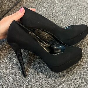 Jennifer Lopez Black Suade Heels Pumps Sz7